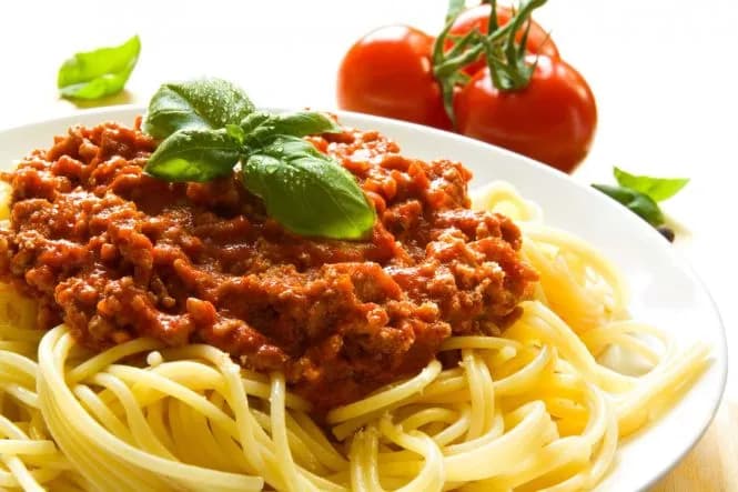 Rodzaje spaghetti: odkryj różnice i idealne połączenia sosów Rodzaje spaghetti: odkryj różnice i idealne połączenia sosów