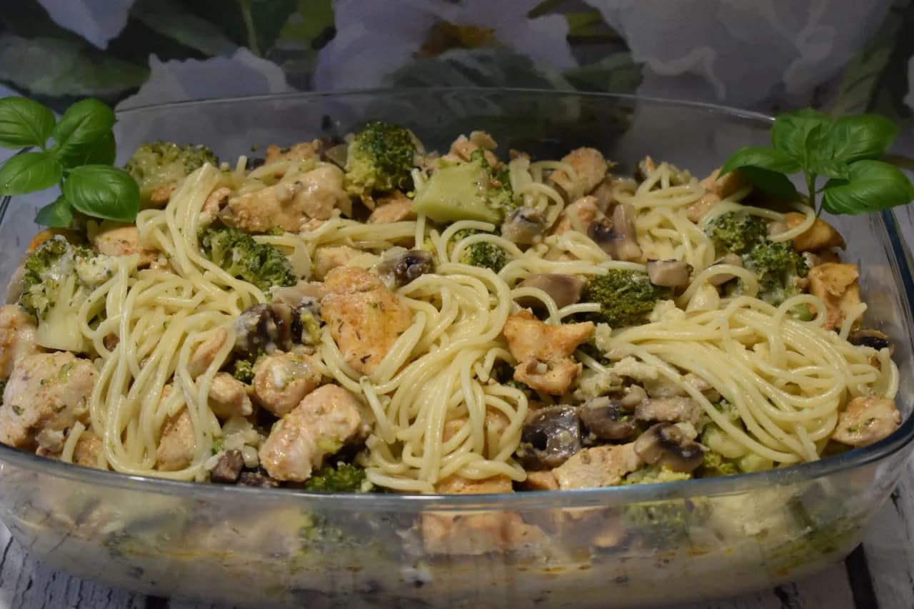 Pyszne spaghetti z brokułami – proste przepisy na zdrowy obiad Pyszne spaghetti z brokułami – proste przepisy na zdrowy obiad