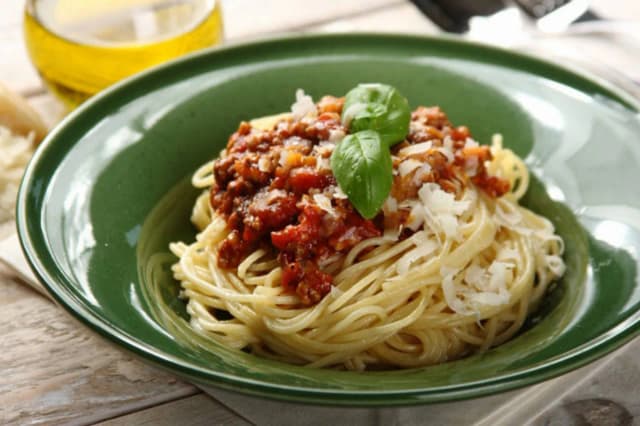 Jak naprawić spaghetti bolognese z Knorr Fix i zaskoczyć gości Jak naprawić spaghetti bolognese z Knorr Fix i zaskoczyć gości
