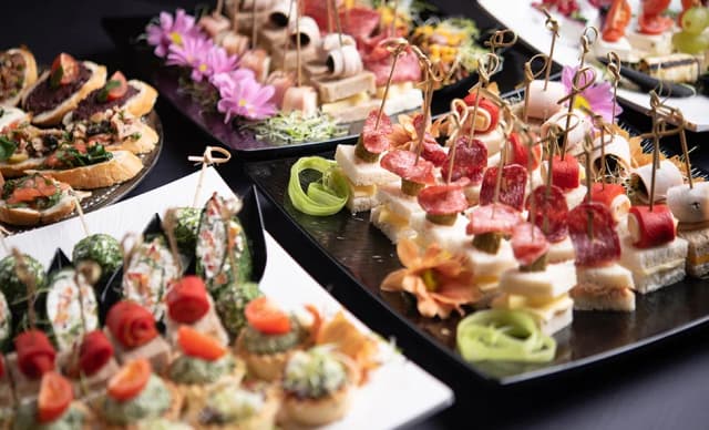 Wiesz co jesz catering Łódź - zdrowe posiłki na wyciągnięcie ręki Wiesz co jesz catering Łódź - zdrowe posiłki na wyciągnięcie ręki