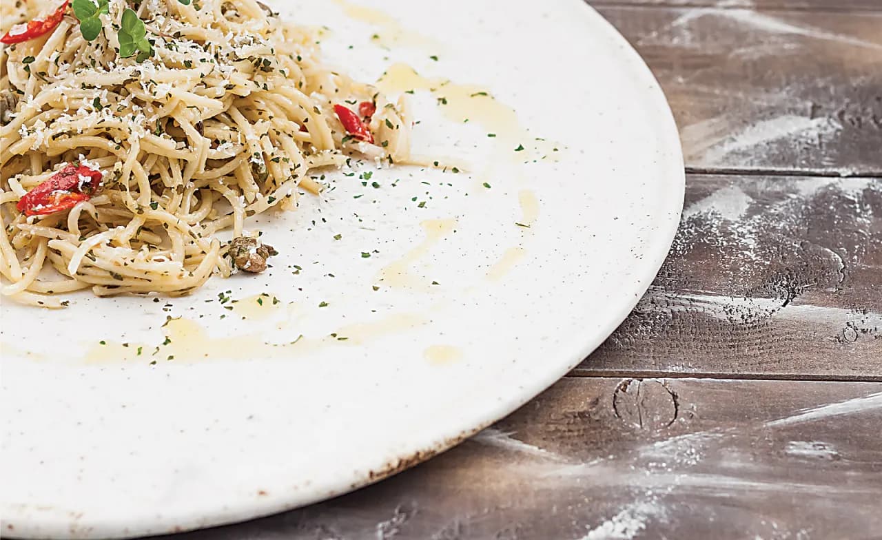 Szybkie spaghetti z anchois: prosty przepis na pyszny obiad Szybkie spaghetti z anchois: prosty przepis na pyszny obiad