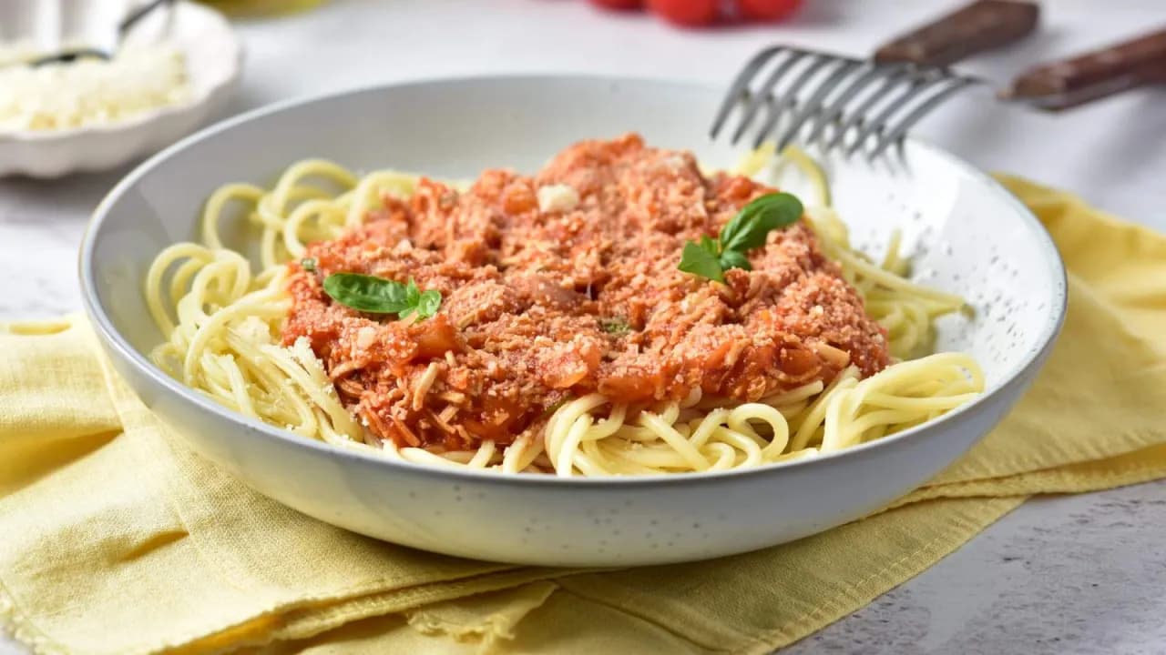 Najlepsze przepisy na wegańskie spaghetti z tofu, które pokochasz Najlepsze przepisy na wegańskie spaghetti z tofu, które pokochasz